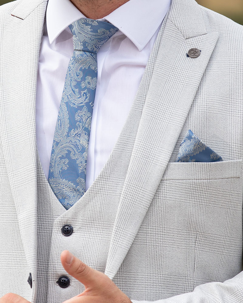 To Hire, Marc Darcy Bromley Stone Check (full outfit) - Image 5