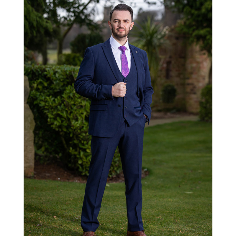 To Hire, Marc Darcy Bromley  Navy  Check (full outfit)