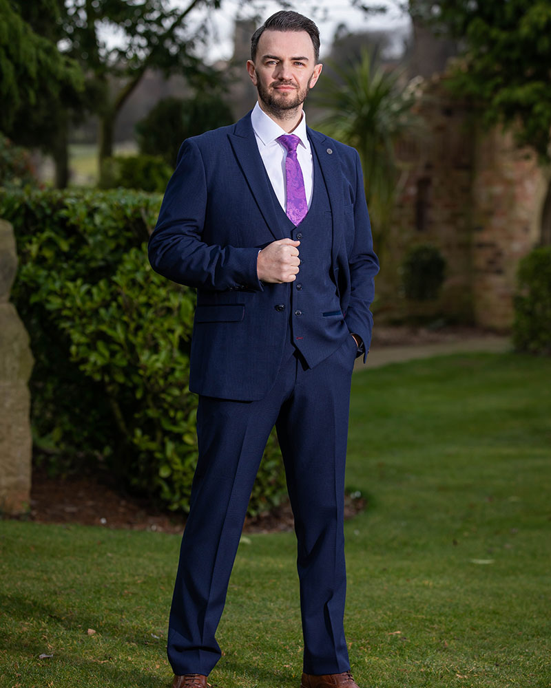 To Hire, Marc Darcy Bromley  Navy  Check (full outfit)